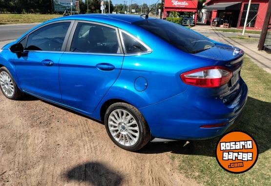 Autos - Ford Fiesta Titanium 2016 Nafta 106000Km - En Venta