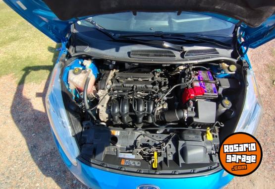 Autos - Ford Fiesta Titanium 2016 Nafta 106000Km - En Venta