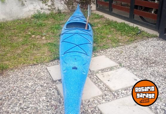 Deportes Náuticos - VENDO KAYAK DE TRAVESIA PARANÁ - En Venta