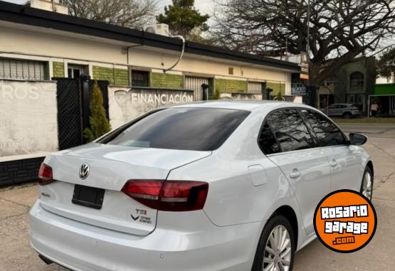 Autos - Volkswagen Vento 1.4 TSI Highline AT 2017 Nafta 195000Km - En Venta