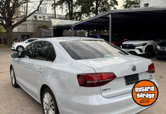 Autos - Volkswagen Vento 1.4 TSI Highline AT 2017 Nafta 195000Km - En Venta