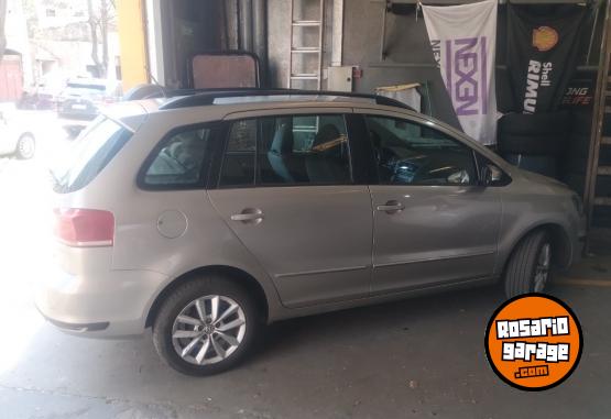 Autos - Volkswagen Suran 2016 GNC 158000Km - En Venta