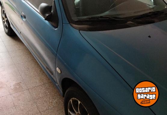 Autos - Renault Megane Authetique 2005 Diesel 284000Km - En Venta