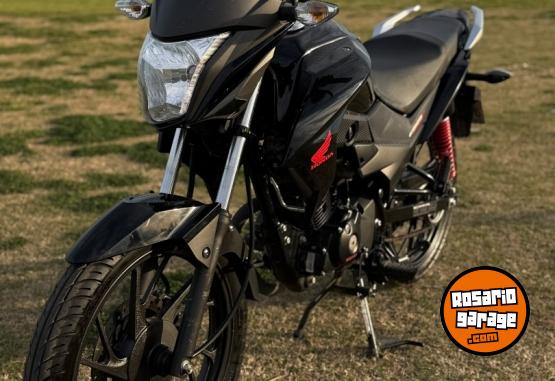 Motos - Honda CB 125 Twister 2023 Nafta 5700Km - En Venta