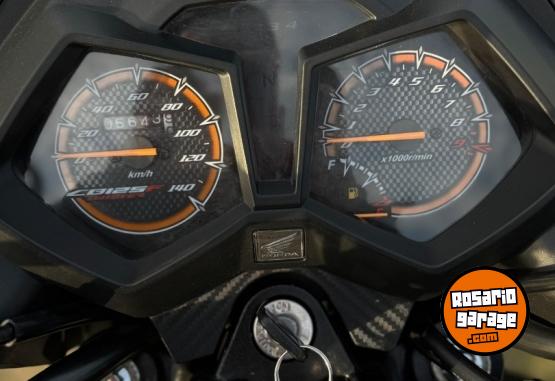 Motos - Honda CB 125 Twister 2023 Nafta 5700Km - En Venta