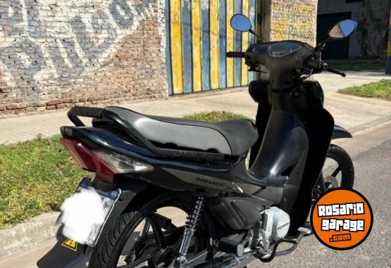 Motos - Corven Mirage 110 full 2023 Nafta 40000Km - En Venta