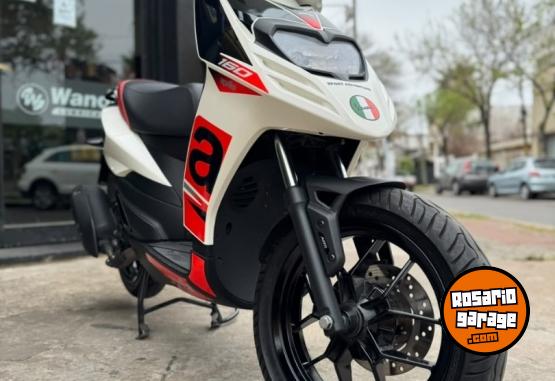 Motos - Aprilia SR 160 2024 Nafta 9000Km - En Venta