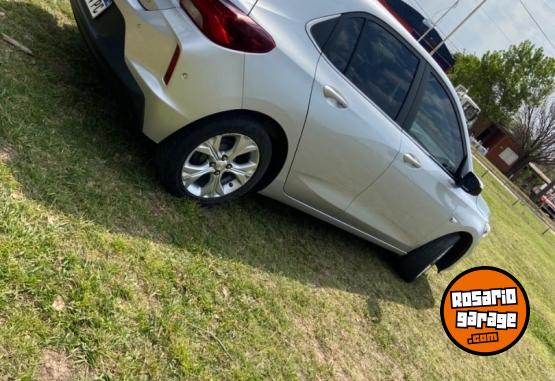Autos - Chevrolet Onix 1.0 Premier I L19 2020 Nafta 80000Km - En Venta