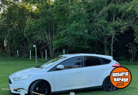 Autos - Ford Focus 3 SE PLUS 2017 Nafta 65000Km - En Venta