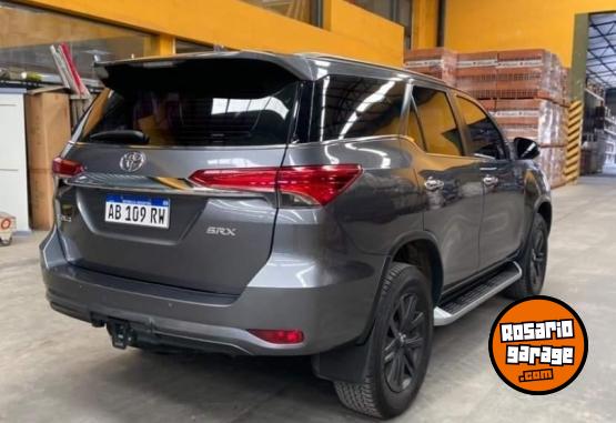 Camionetas - Toyota Sw4. Srx 2017 Diesel 260000Km - En Venta