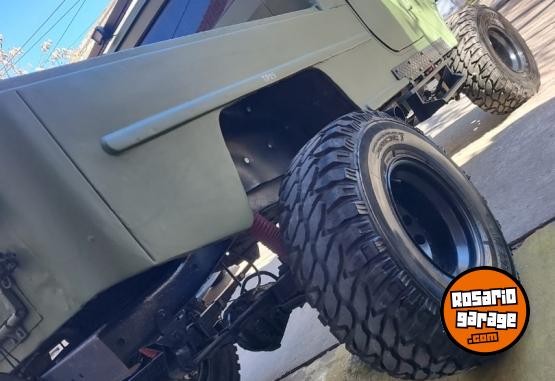 Clásicos - IMPERDIBLE JEEP IKA PICK UP - En Venta