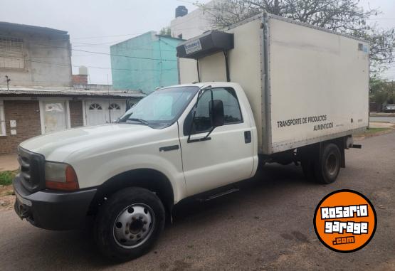 Camiones y Grúas - Ford 4000 - En Venta