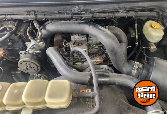 Camiones y Grúas - Ford 4000 - En Venta