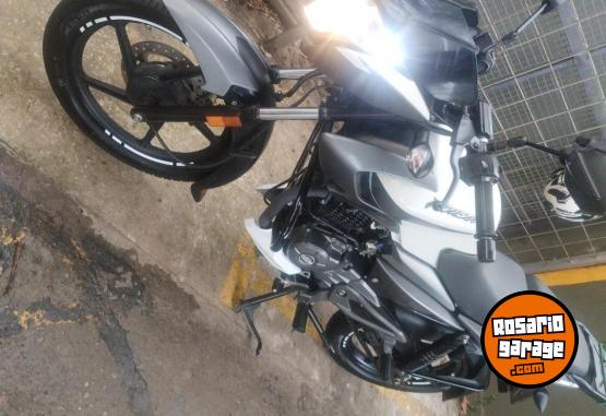 Motos - Bajaj Rouser 2024 Nafta 12000Km - En Venta