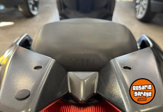 Motos - Zontes 350R 2025 Nafta 386000Km - En Venta
