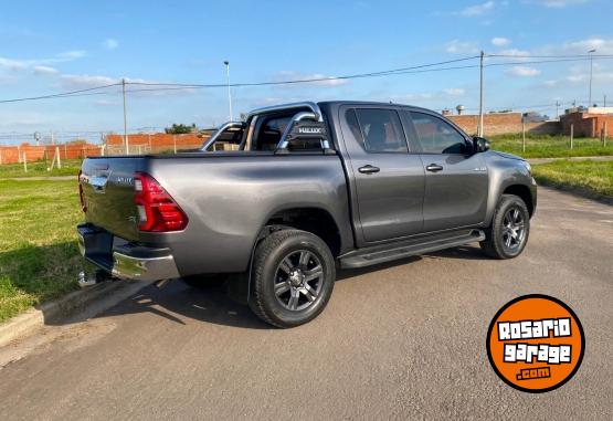 Camionetas - Toyota Hilux 2021 Diesel 70000Km - En Venta