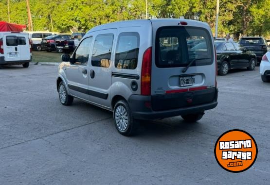 Utilitarios - Renault Kangoo Authentique 2009 GNC 200000Km - En Venta