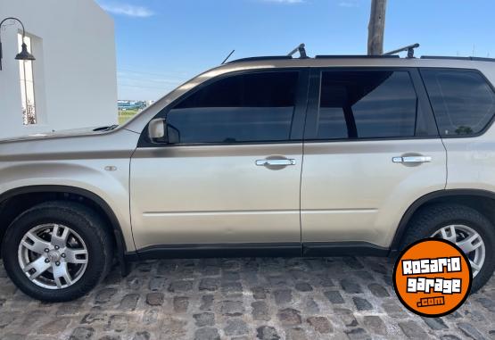 Camionetas - Nissan XTRAIL VISIA 2.5 2009 Nafta 375000Km - En Venta