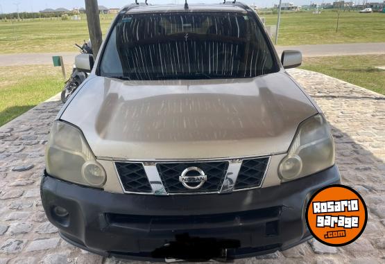 Camionetas - Nissan XTRAIL VISIA 2.5 2009 Nafta 375000Km - En Venta