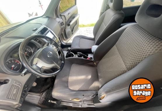 Camionetas - Nissan XTRAIL VISIA 2.5 2009 Nafta 375000Km - En Venta