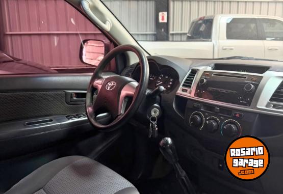 Camionetas - Toyota Hilux DX 2013 Diesel 120000Km - En Venta