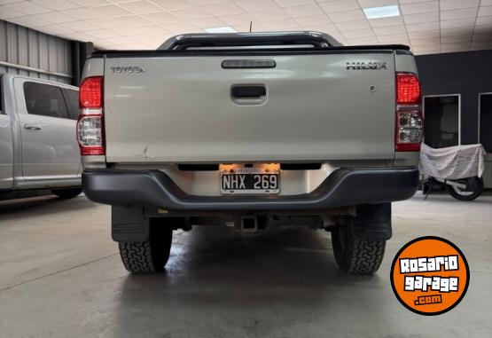 Camionetas - Toyota Hilux DX 2013 Diesel 120000Km - En Venta