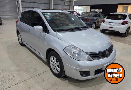 Autos - Nissan TIIDA 2011 Nafta 156000Km - En Venta