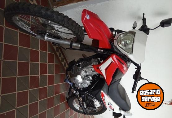Motos - Motomel Skua 150 2023 Nafta 23700Km - En Venta