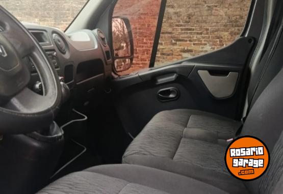 Utilitarios - Renault 2018 2018 Diesel 499000Km - En Venta