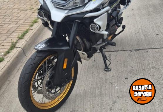 Motos - CF 800 touring 2023 Nafta 24500Km - En Venta