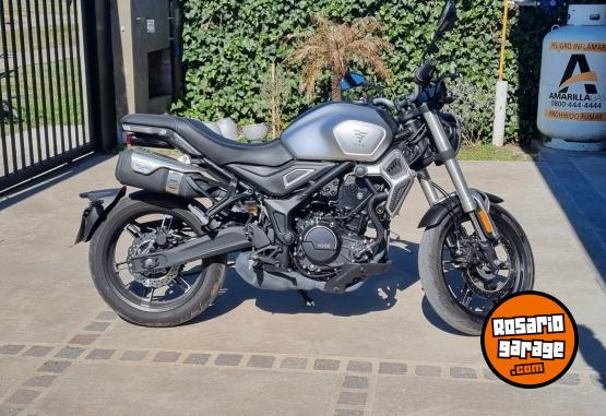 Motos - Voge 350 ac 2025 Nafta 7000Km - En Venta