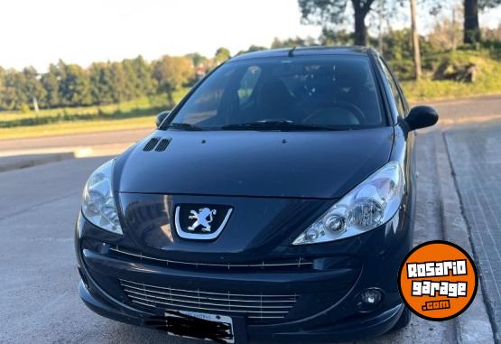 Autos - Peugeot 207 2011 Nafta 118000Km - En Venta