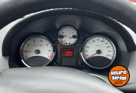 Autos - Peugeot 207 2011 Nafta 118000Km - En Venta
