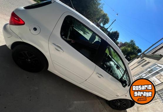 Autos - Peugeot 307 xs 2011 Nafta 244000Km - En Venta