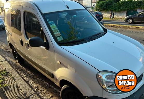 Utilitarios - Renault kangoo 2011 Diesel 138000Km - En Venta