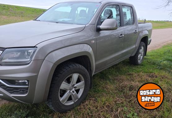 Camionetas - Volkswagen Amarok 2019 Diesel 330000Km - En Venta