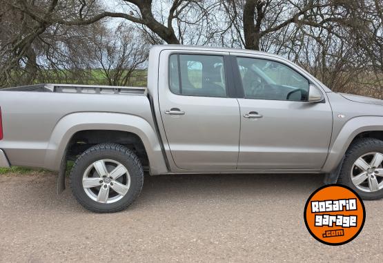 Camionetas - Volkswagen Amarok 2019 Diesel 330000Km - En Venta