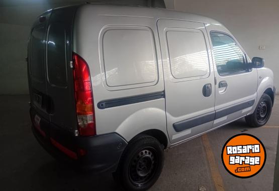 Utilitarios - Renault Kangoo 2011 Nafta 170000Km - En Venta