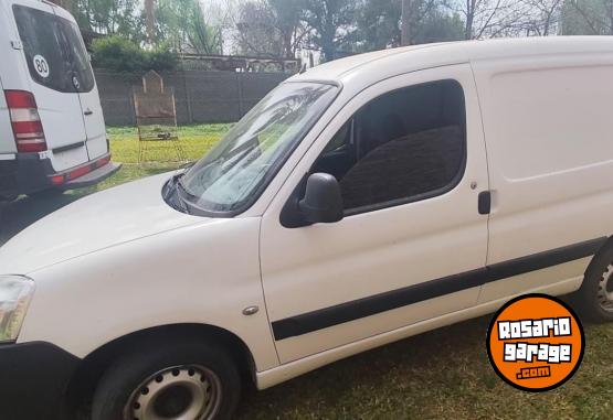 Utilitarios - Citroen Furg�n 2021 GNC 230000Km - En Venta