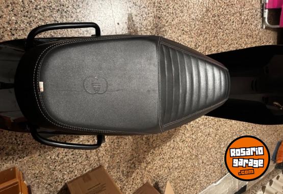 Motos - Gilera Smash full 2025 Nafta 6800Km - En Venta