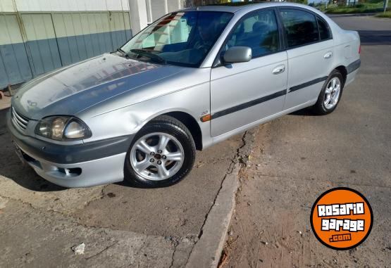 Autos - Toyota Corona 2.0 1999 Nafta 230000Km - En Venta