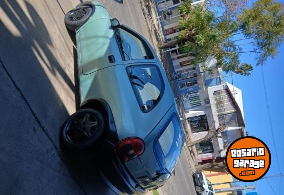Autos - Chevrolet Corsa 1998 Nafta 285000Km - En Venta