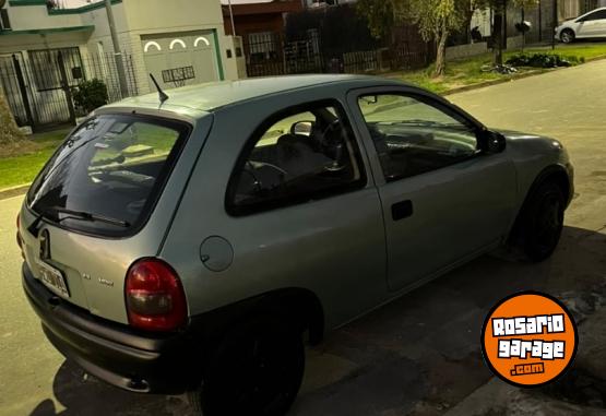 Autos - Chevrolet Corsa 1998 Nafta 285000Km - En Venta