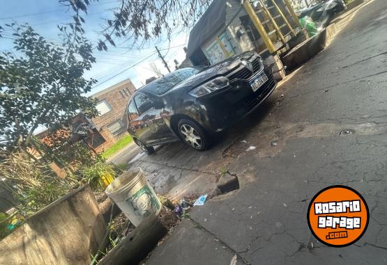Autos - Renault Logan 2018 GNC 360000Km - En Venta