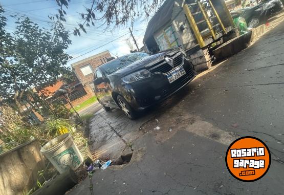 Autos - Renault Logan 2018 GNC 360000Km - En Venta