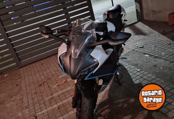 Motos - CF 450 SR 2025 Nafta 9000Km - En Venta