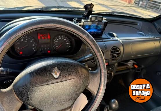Utilitarios - Renault Kangoo 2016 GNC 312000Km - En Venta