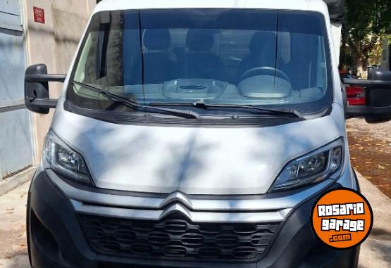 Camiones y Grúas - Jumper 2023 47mil km - En Venta