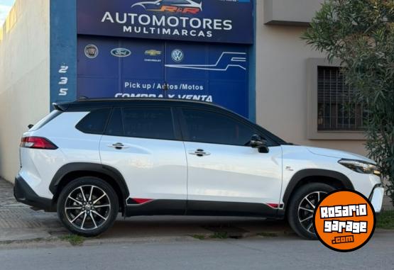 Autos - Toyota CROSS GAZZO RACING SPORT 2025 Nafta 40000Km - En Venta