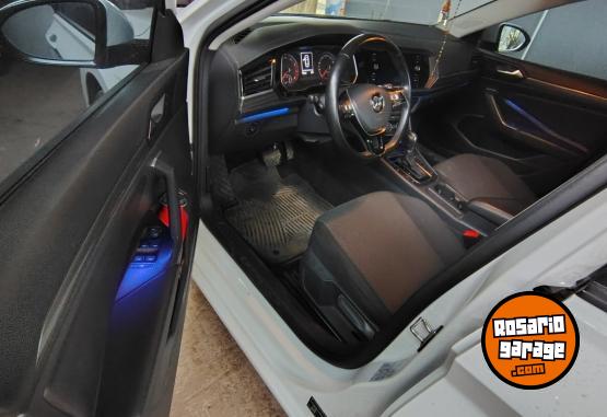 Autos - Volkswagen Vento 2019 Nafta 113200Km - En Venta